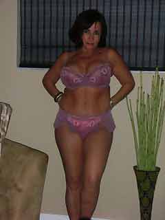 lonely female looking for guy in Eva, Alabama