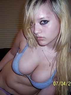 rich female looking for men in Keensburg, Illinois